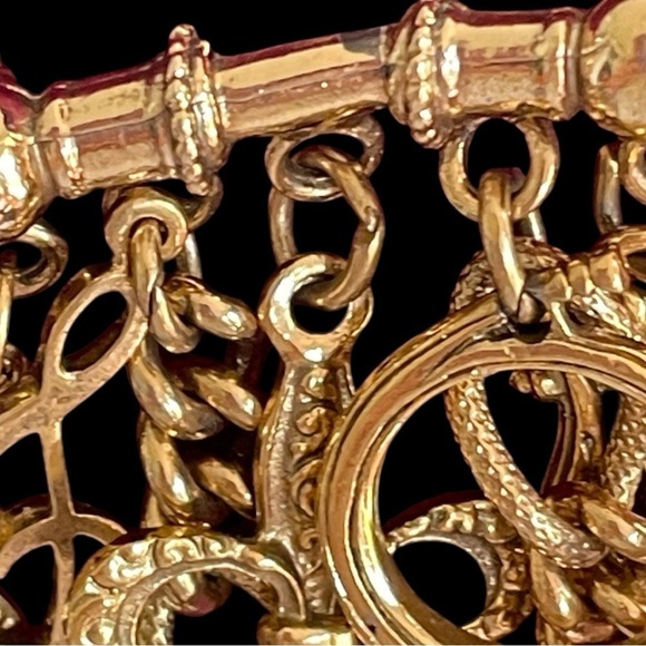 Vintage chatelaine double brooch, Victorian or Victorian inspired, music themed - Picture 4 of 10